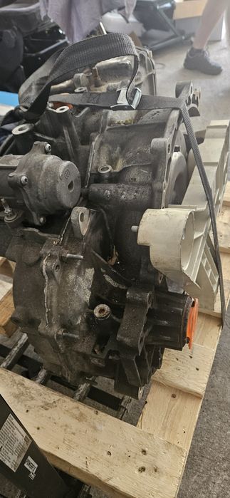 Автоматична скоростна кутия айсън 8f40  форд предно предаване
