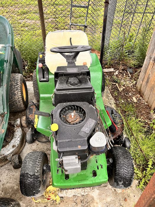 Tractoras Gazon John Deere - Motor Kohler Command