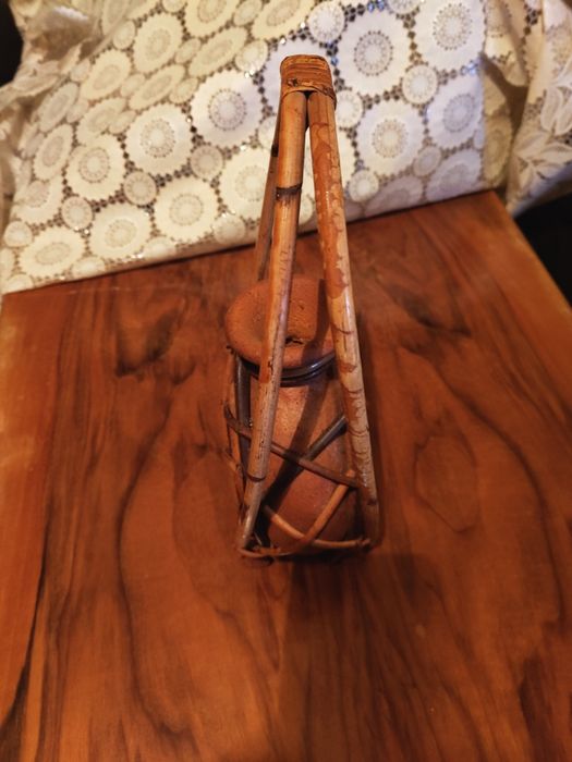 Плетена ратанова ваза( саксия)