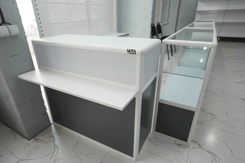 Oynaly prilavkalar, Акция, savdo uskunalari vitrinalar stellajlar