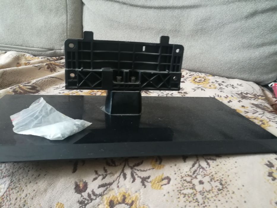 Продам подставку под телевизор