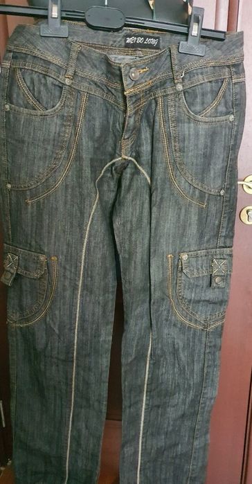 Blugi bufanti cu buzunare