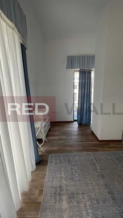 Продава се Тристаен апартамент в к.к. Св.Св. Константин и Елена - 106 кв.м за 3397 €/кв.м - Снимка #1