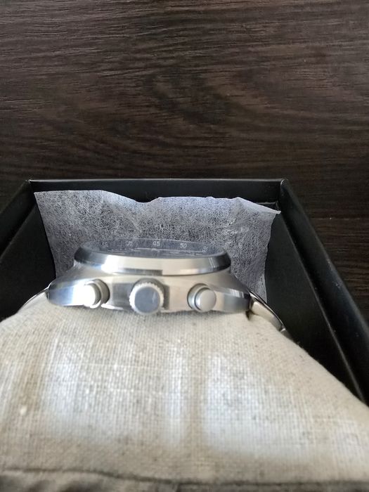 Мужской часы ...