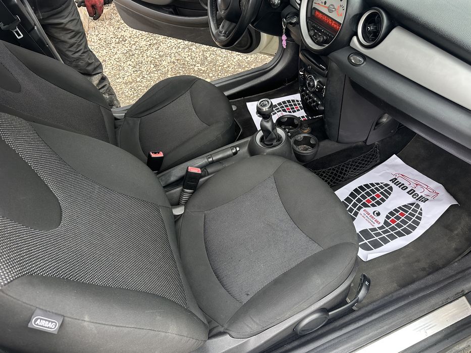 Mini Cooper D/2011/1.6TD/6+1Vit/Clima/Fiscal-2.590€