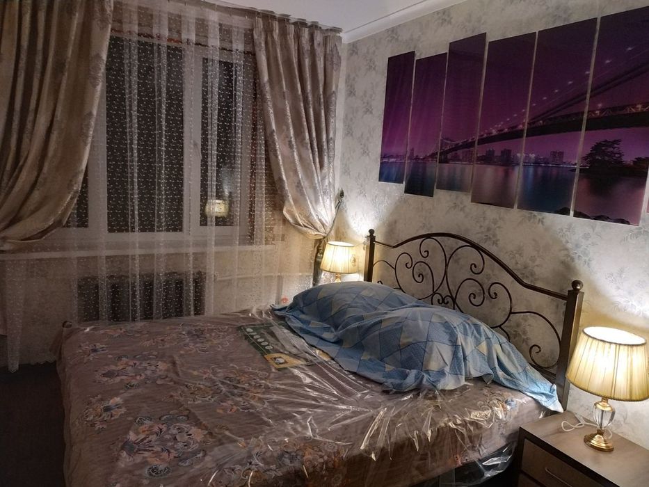 Продам свою 2х комнатную квартиру  49.9 квм на рисовом базаре