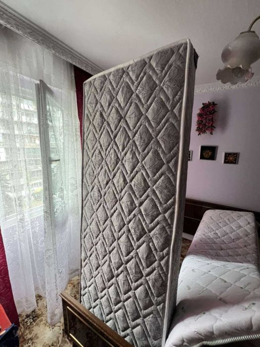 Китеник за холова гарнитура