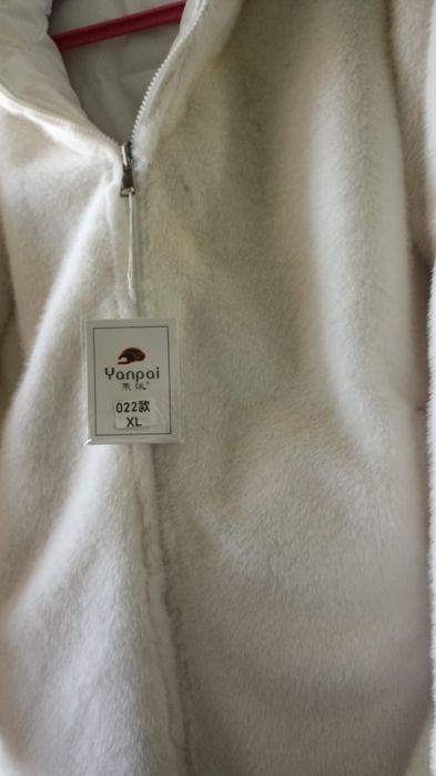 Продам двух сторонннию куртку