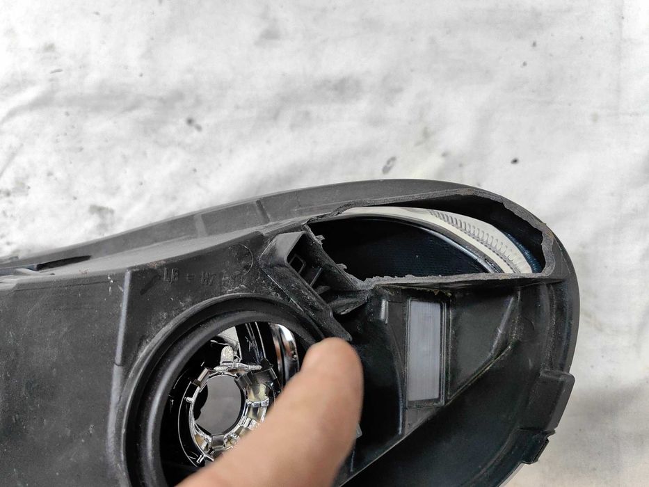 Оригинален фар Пежо Peugeot Expert 2024