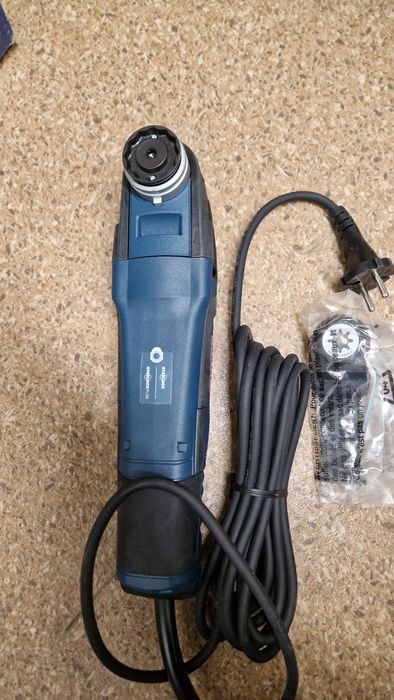 Multifuncțională Bosch GOP 30-28 electrică nou