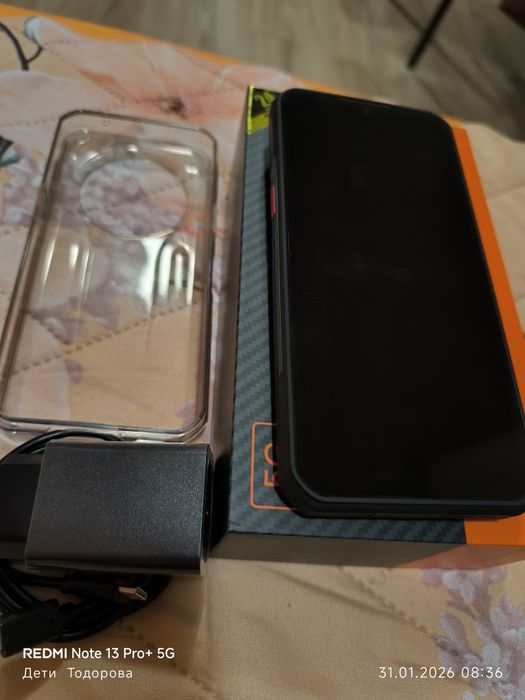 Продавам в гаранция Oukitel WP39 5G, 6GB, 256GB, Green