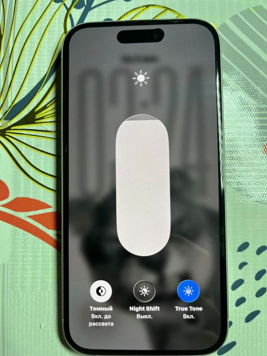 iPhone 16 в идеальном состоянии