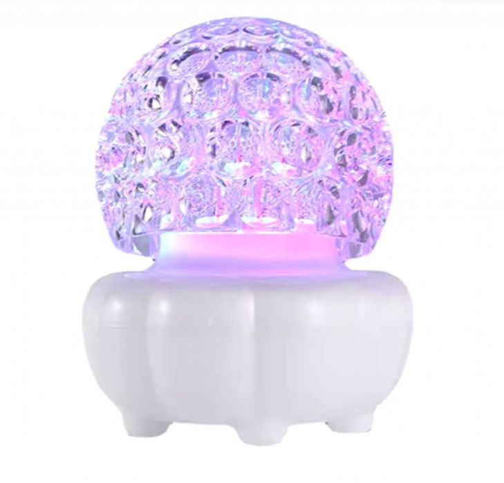 Кристална топка въртяща се