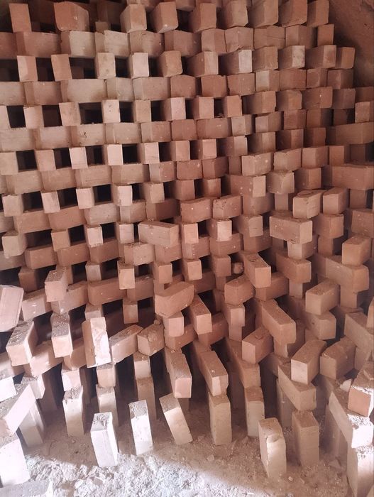 Xom gisht bor 550 so'm