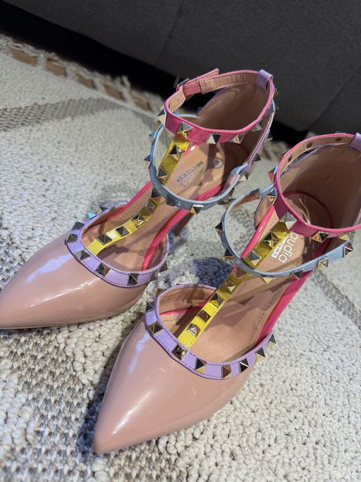 Дамски обувки на ток