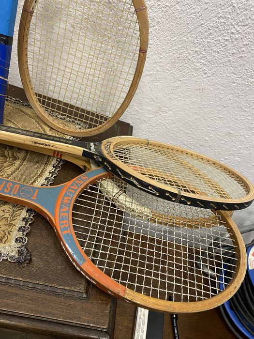 Голяма колекция на ретро тенис ракети дървена ренис ракета