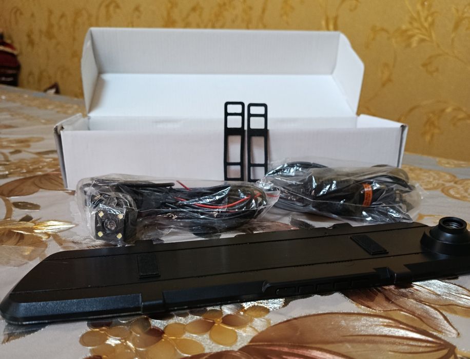 Янги, ишлатилмаган видеорегистратор сотилади