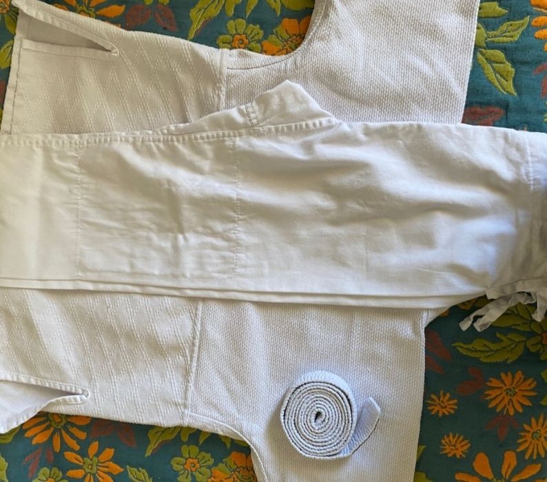 Кимоно сатылада 5000тг