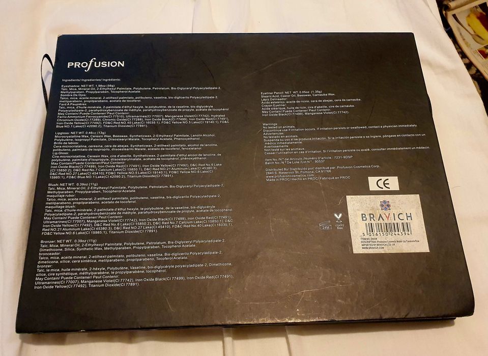 Trusa profesionala de machiaj