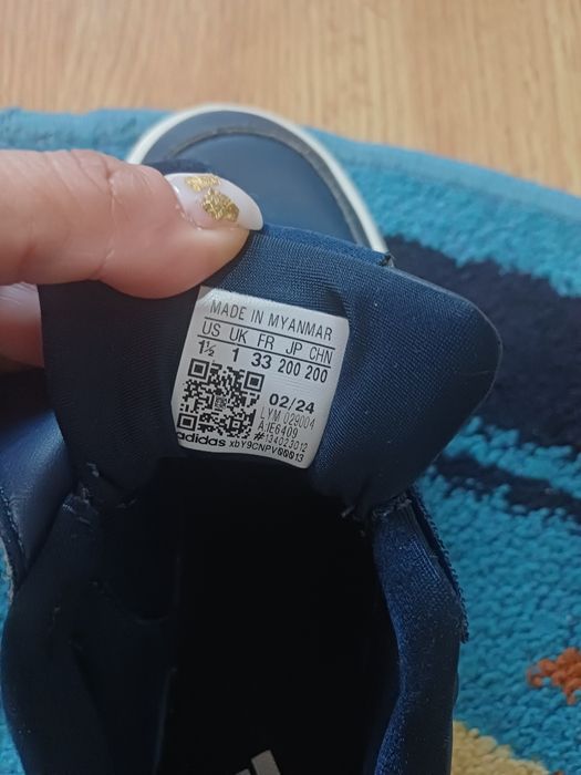 Vând adidași copii diferite marimi