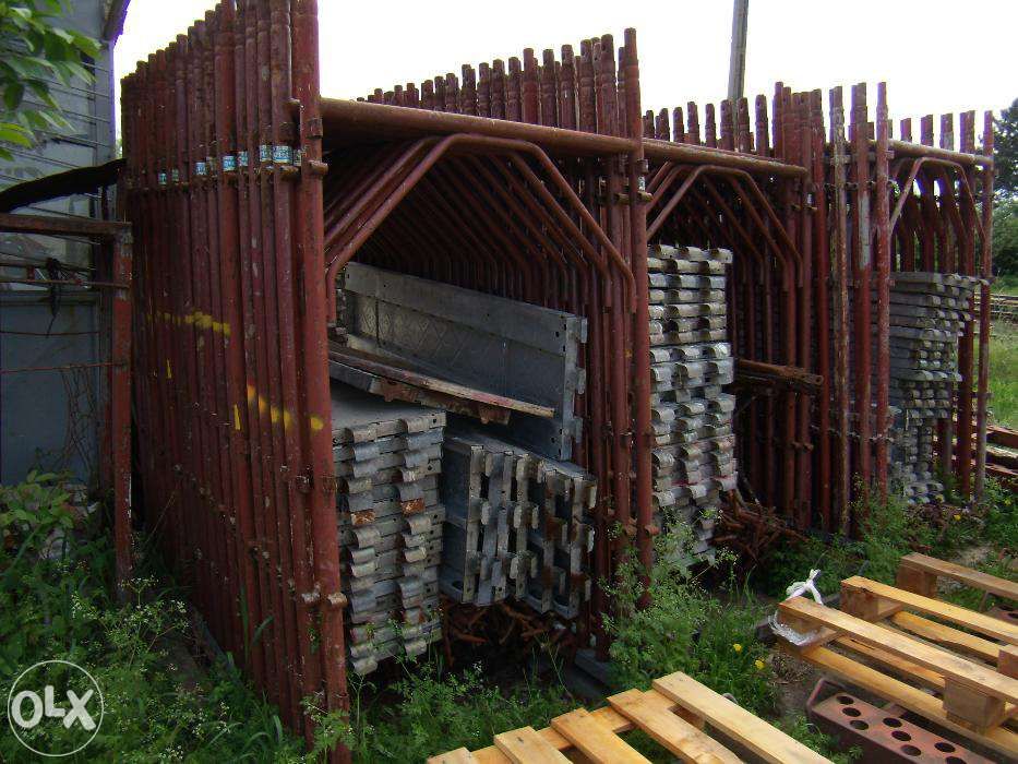 Inchiriez popi metalici , schela metalica , panouri de cofrat