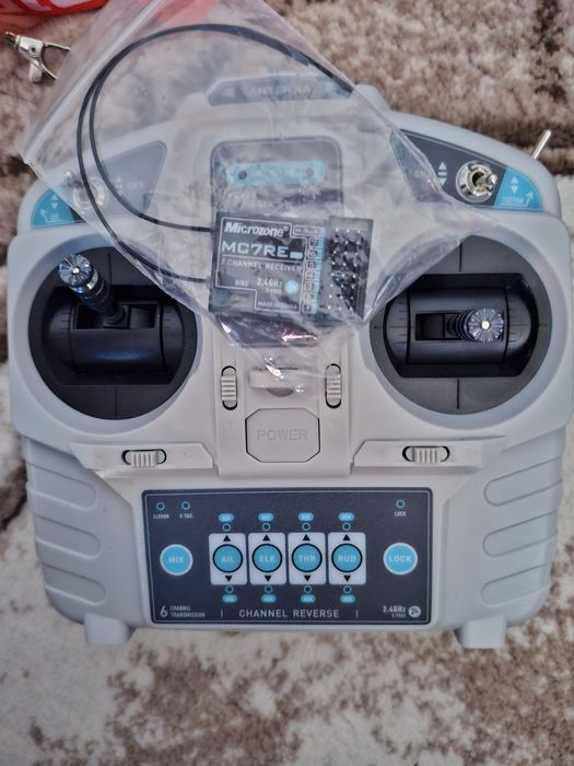 Radiocomanda navomodele plantat