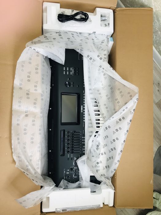 yamaha genos. новое с документами