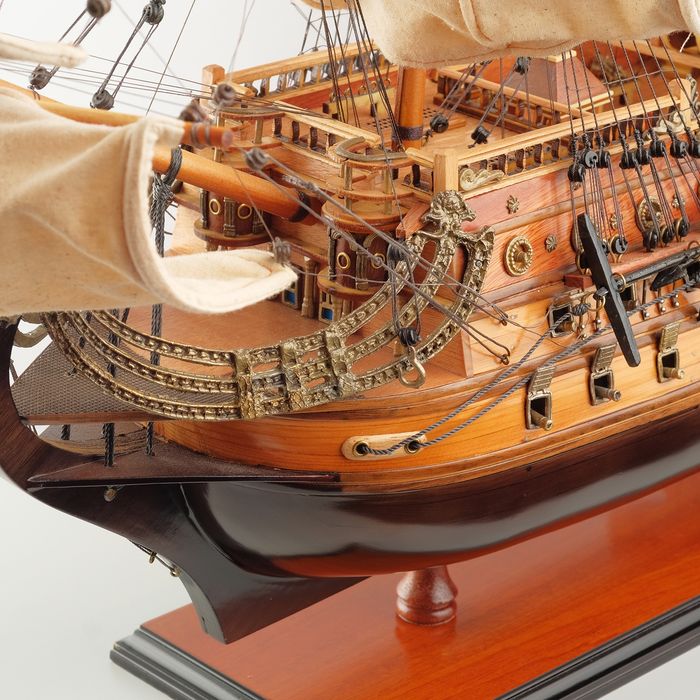 Корабли ручной работы