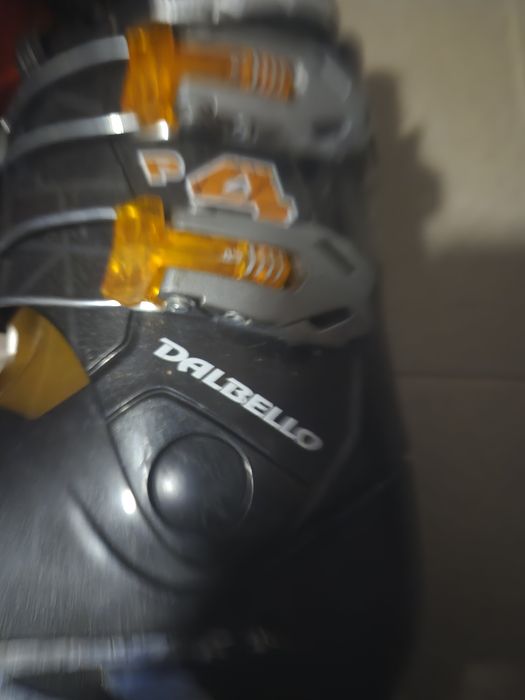 Clăpari ski second-hand