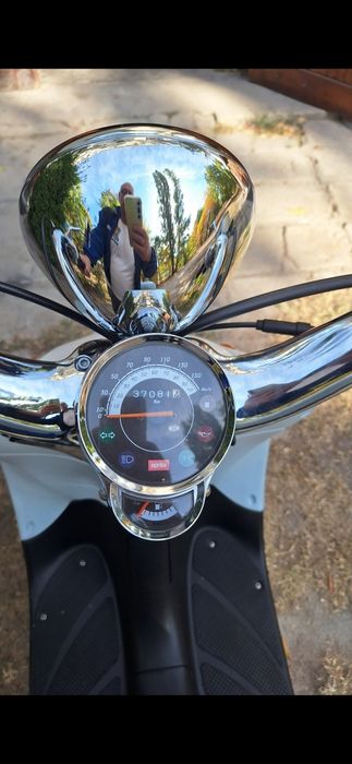 Aprilia Habana custom -125 cc.
