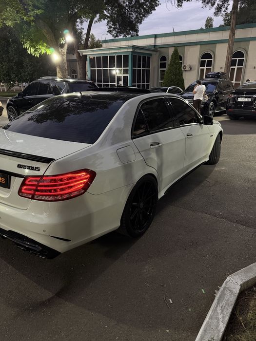 Mercedes Benz w212 E63  Mator M157 V8 6.2 525 HP Rastamojka qilingan
