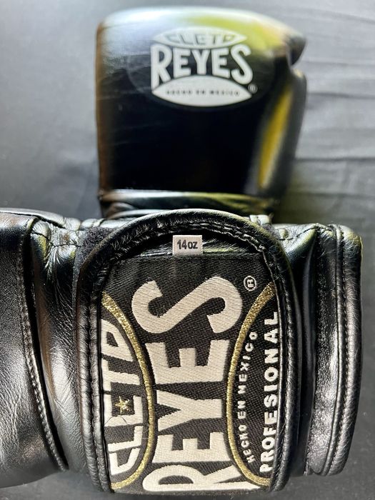 Manusi box Cleto Reyes 14oz