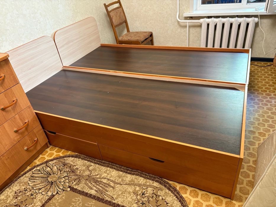 Односпальная кровать