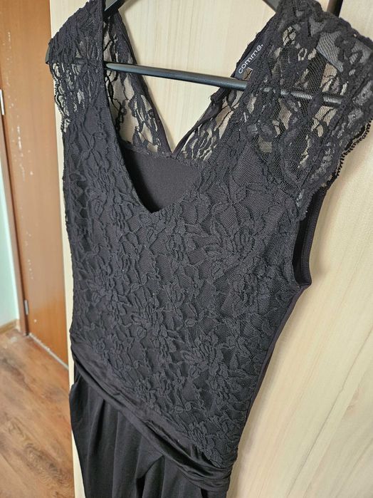 Дамски официален гащеризон на марката "Comma", номер 36, отговаря на S