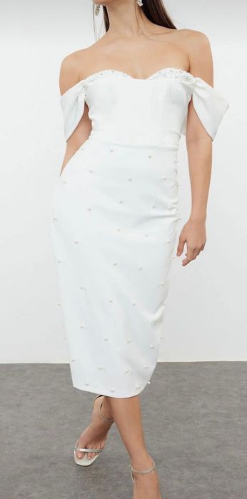 Rochie alba marimea 38