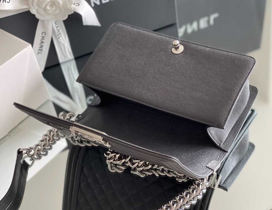 Geanta Chanel Boy 25cm silver, Premium