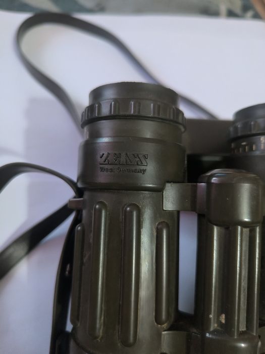 Binoclu Zeiss Dialit 8×30