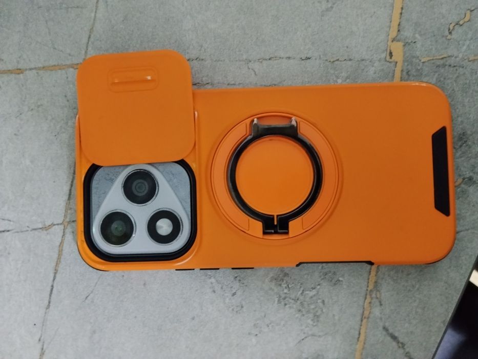 Honor 400 lite telefoni sotladi