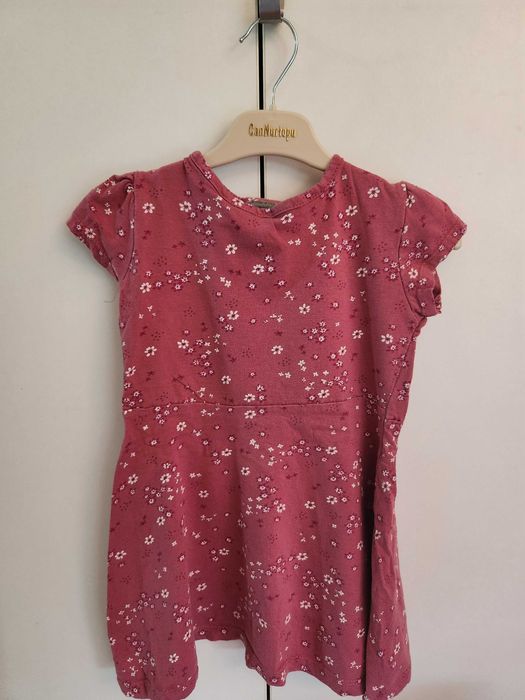 Роклички лято момиченце