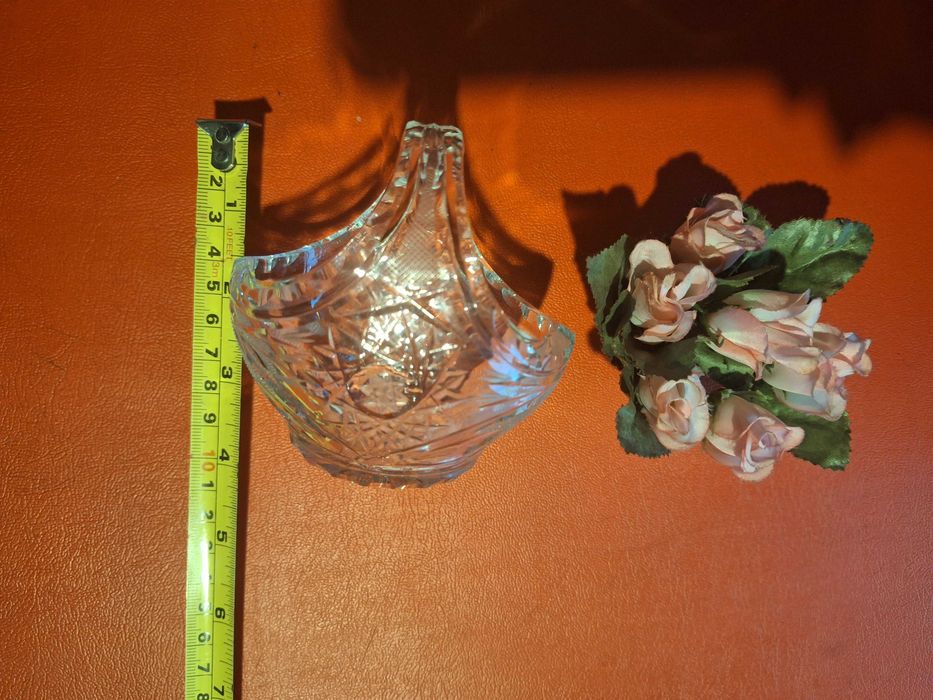 Красиви изделия от кристал и стъкло.