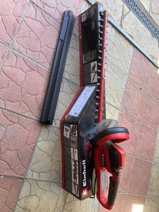 Електрически храсторез Einhell GE-EH 7067, 700 W, 67 см