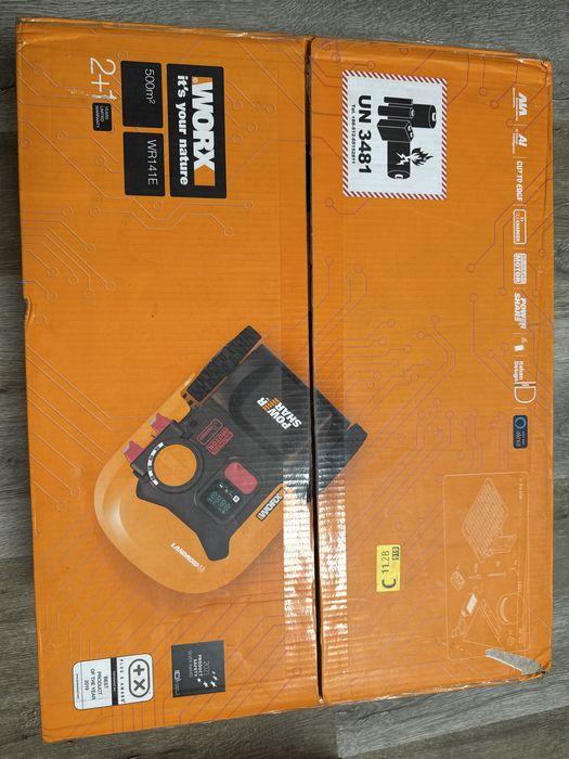 Robot de tuns iarba worx nou sigilat