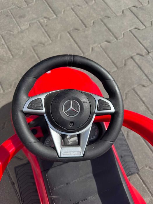 детско камионче Mercedes за бутане