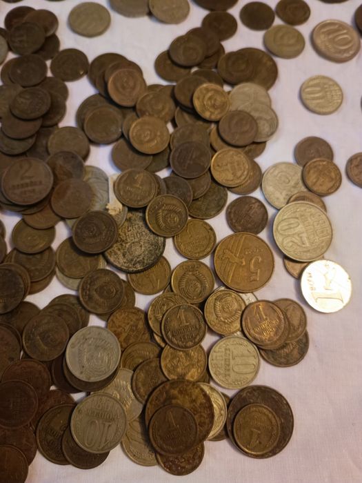 Срочно продам разные монеты СССР