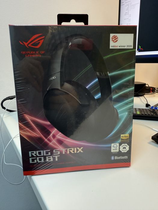 ASUS ROG Strix GO BT - Casti Gaming