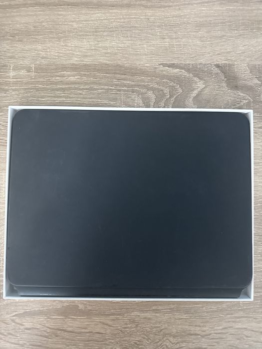 Vand Apple Magic Keyboard pentru iPad 11 air m2