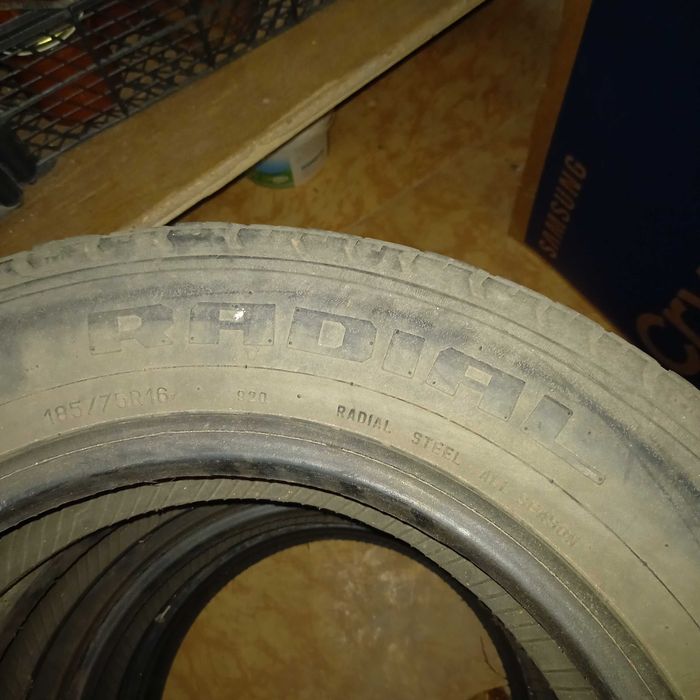 Гуми 185/75/16 в добро състояние