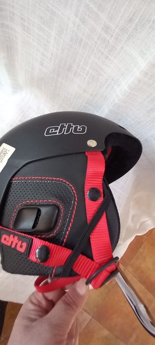 Каска за зимен спорт М размер