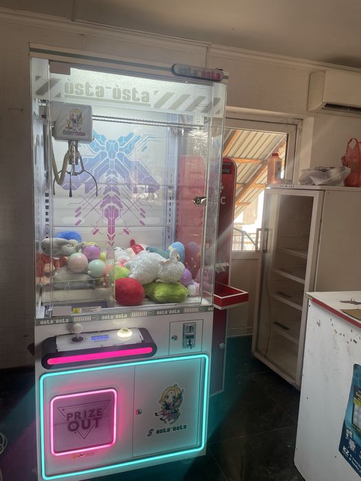 Продам игравой аппарат уста уста срочно