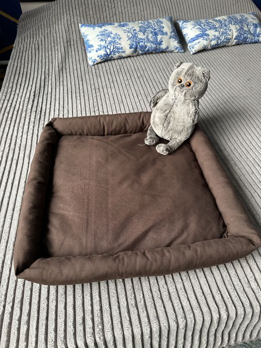 Лежанка для собак или кошек 45*45